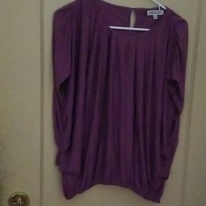 Jennifer Lopez purple cringed Top!